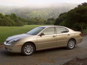 Lexus-ES-330-008