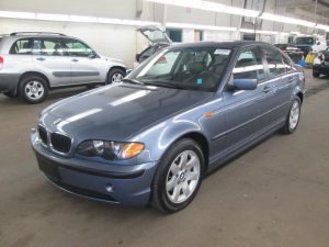 03BMW325i